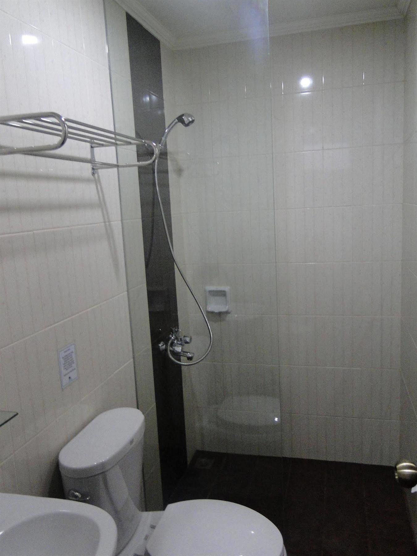 Susan'S Place Bed And Breakfast Puerto Princesa Esterno foto