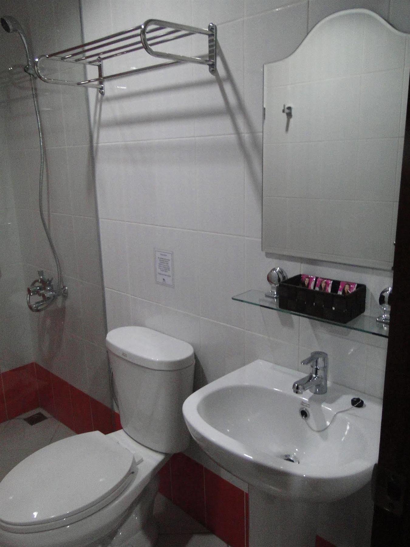 Susan'S Place Bed And Breakfast Puerto Princesa Esterno foto