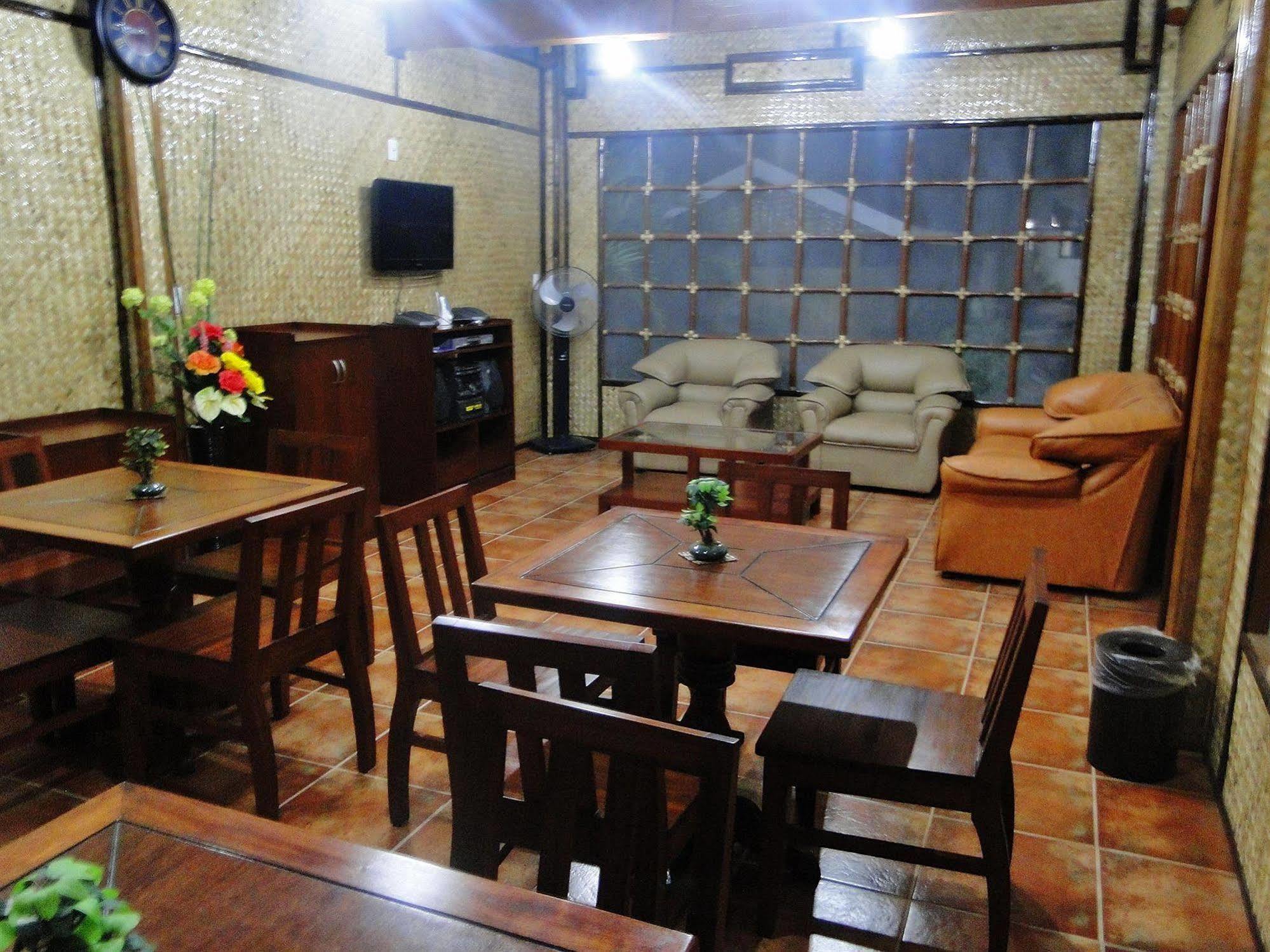 Susan'S Place Bed And Breakfast Puerto Princesa Esterno foto
